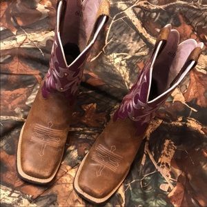 Ariat Square Toe Cowgirl Boots